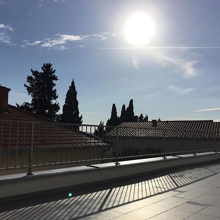 Guesthouse Varnica Kaštel Lukšić Стая снимка