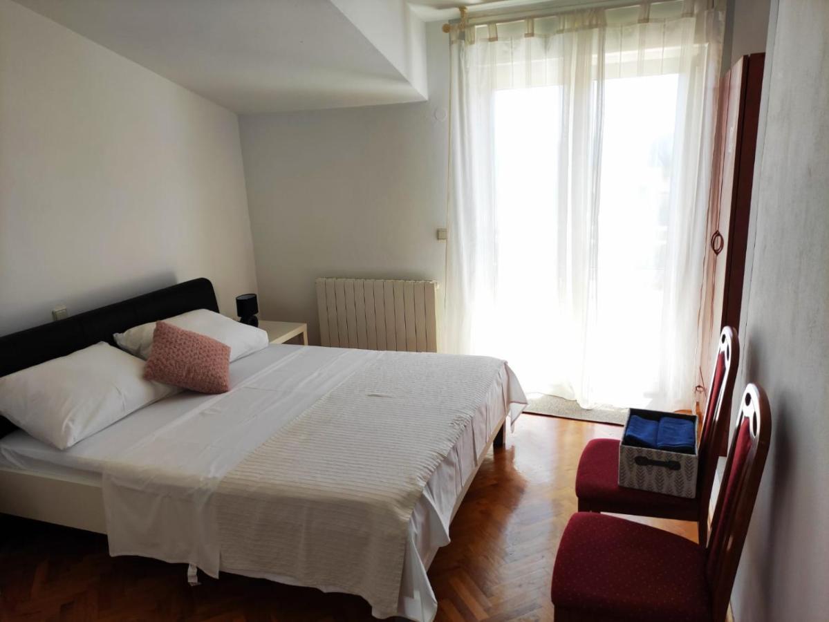 Guesthouse Varnica Kaštel Lukšić Екстериор снимка