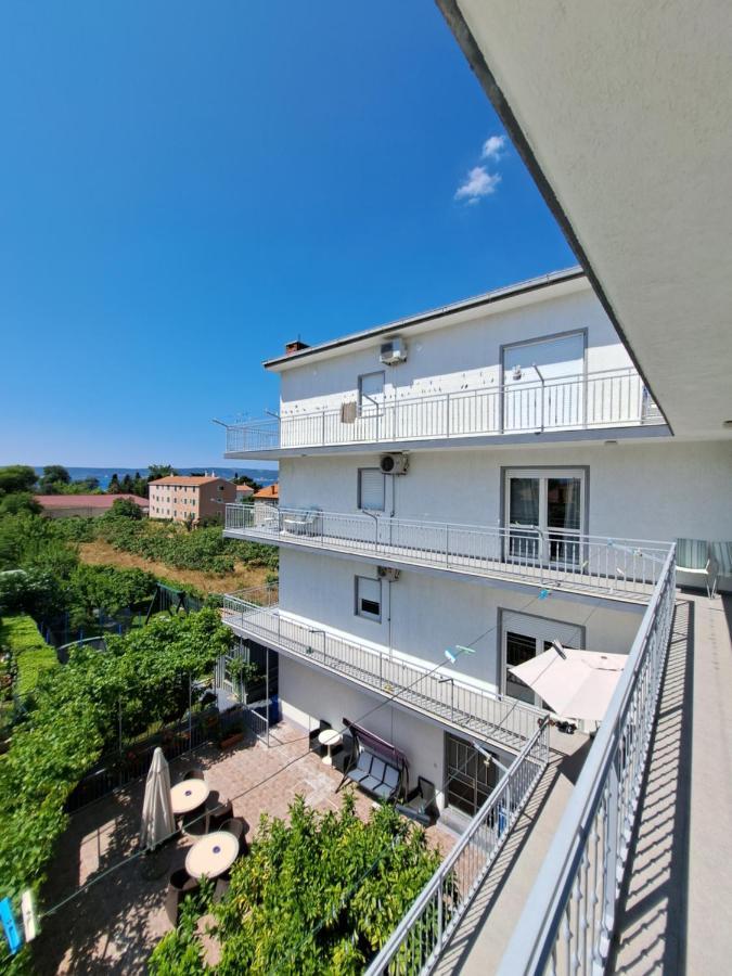 Guesthouse Varnica Kaštel Lukšić Екстериор снимка