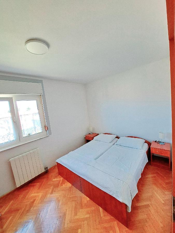Guesthouse Varnica Kaštel Lukšić Екстериор снимка