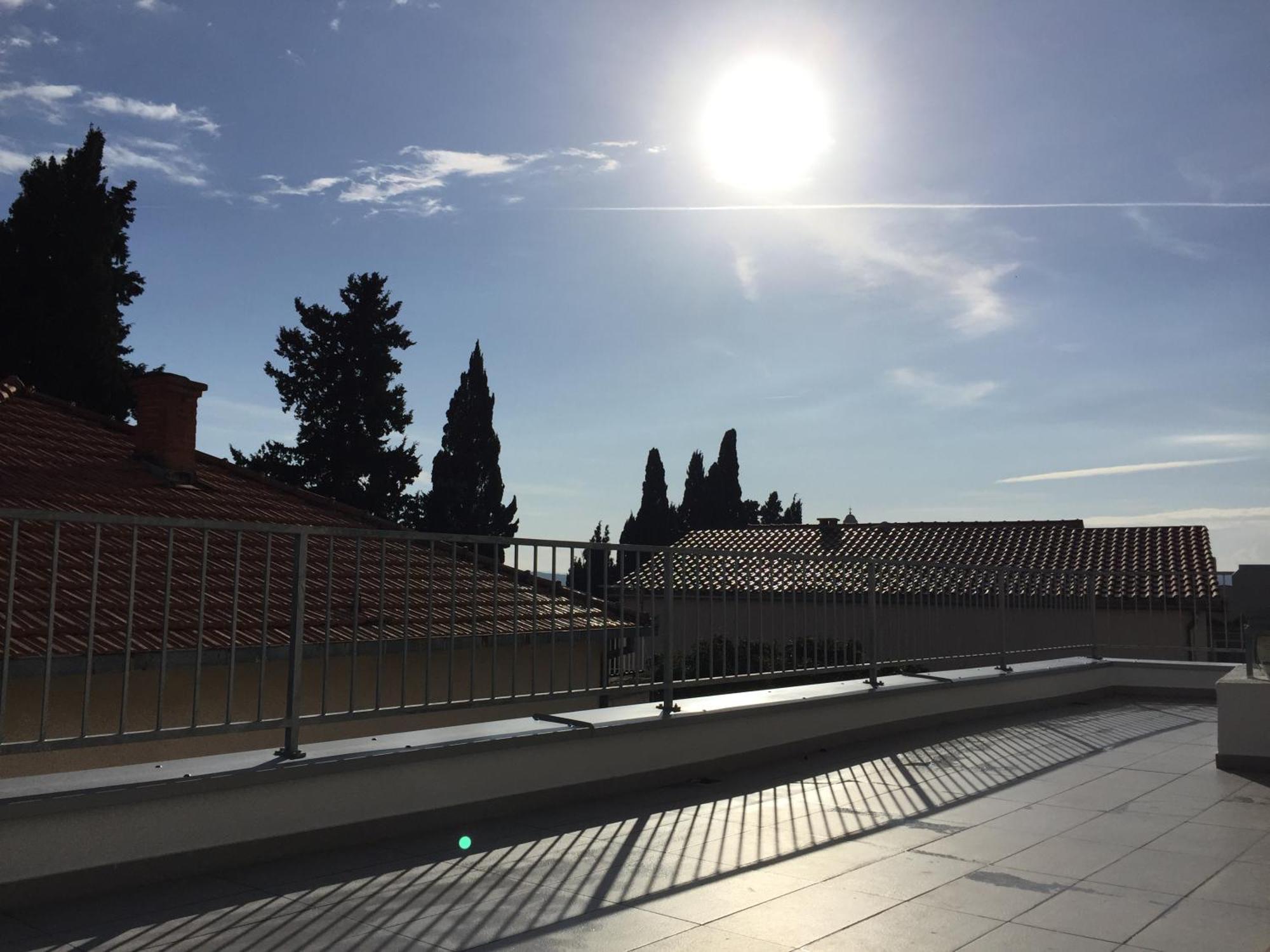 Guesthouse Varnica Kaštel Lukšić Стая снимка